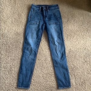 American eagle high waisted skinny jeans!